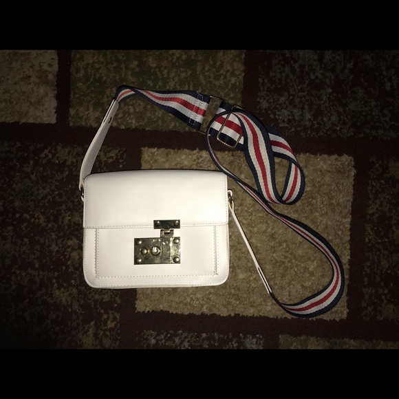 Red, White & Blue strap cross bag - Picture 1 of 2